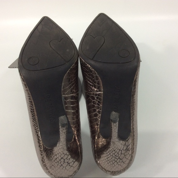 Sam & Libby Size 9 Silver Embossed Faux Snakeskin Heels Stiletto Pointed Toe - Picture 8 of 9